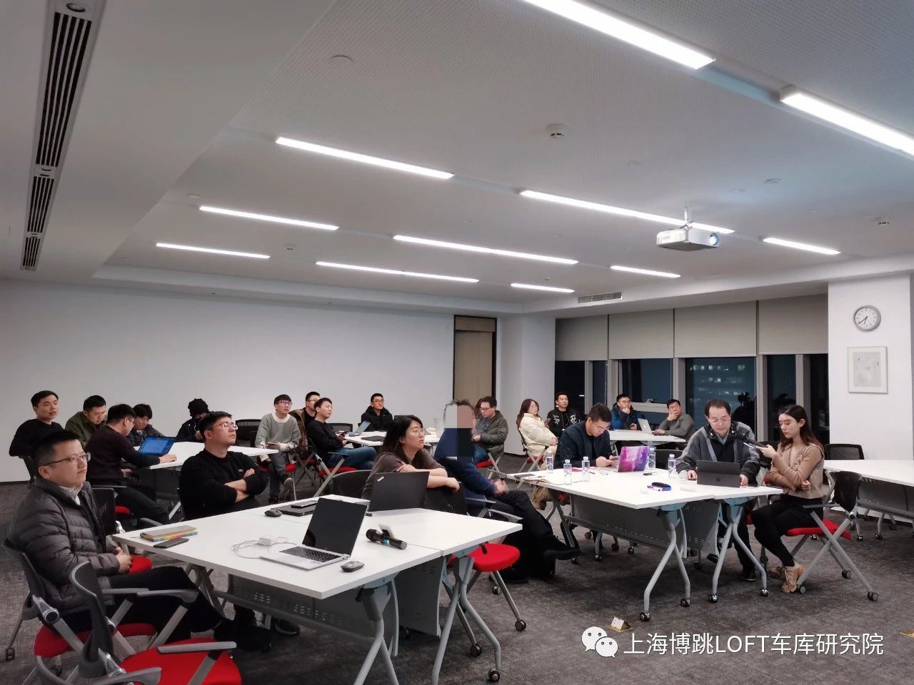 五指山杭州LOFT车库专题会